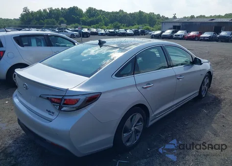 2016 Hyundai Sonata Hybrid Limited z USA, uszkodzony, nr VIN KMHE34L14GA014699